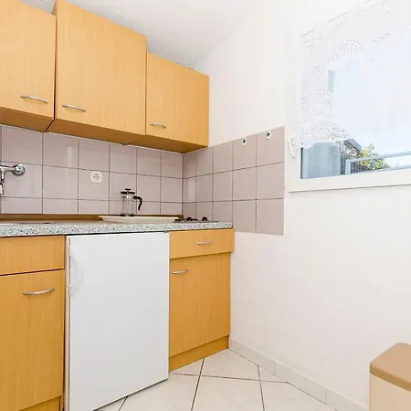 Apartments Rozalija Razanj Exterior photo